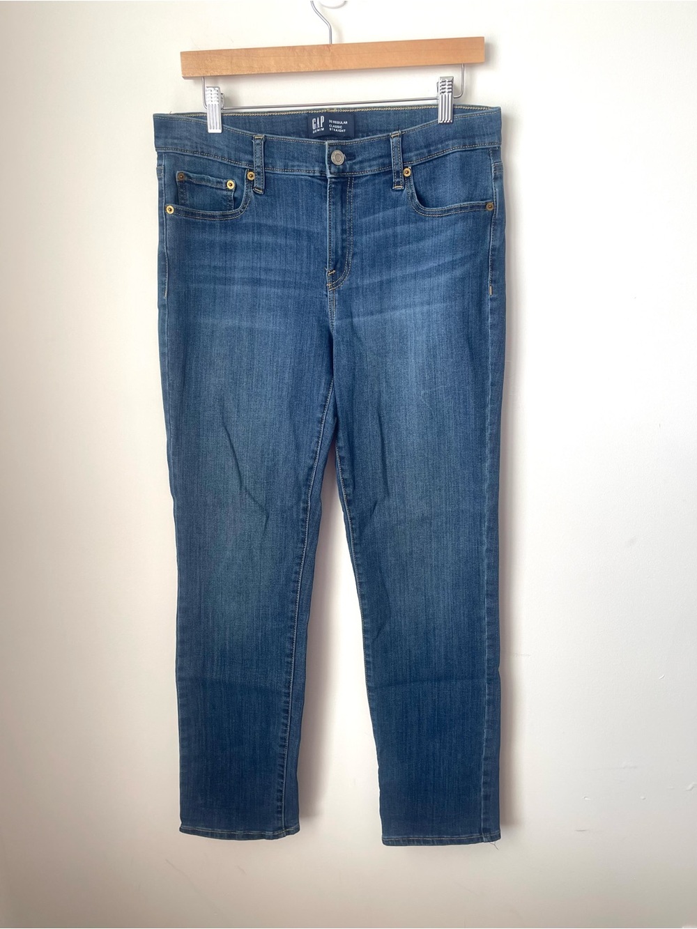 GAP Classic Blue Straight Leg Jeans for Women Size 30 regular